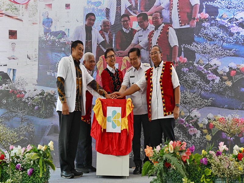 Tingkatkan Layanan Kesehatan Daerah Terpencil, Wagub Sumut Bersama Menkes Groundbreaking RSUD Pratama Nias Barat