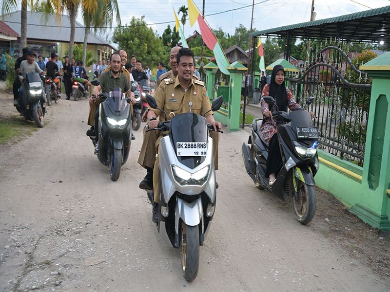 Seharian Serap Aspirasi di Pulau Kampai, Bobby Nasution Disambut Meriah dan Hangat Ribuan Warga