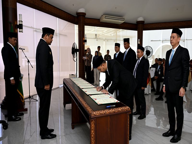 Bobby Nasution Lantik Direksi dan Komisaris Dua BUMD, Minta Segera Buat Rencana Strategis Bisnis Tingkatkan PAD