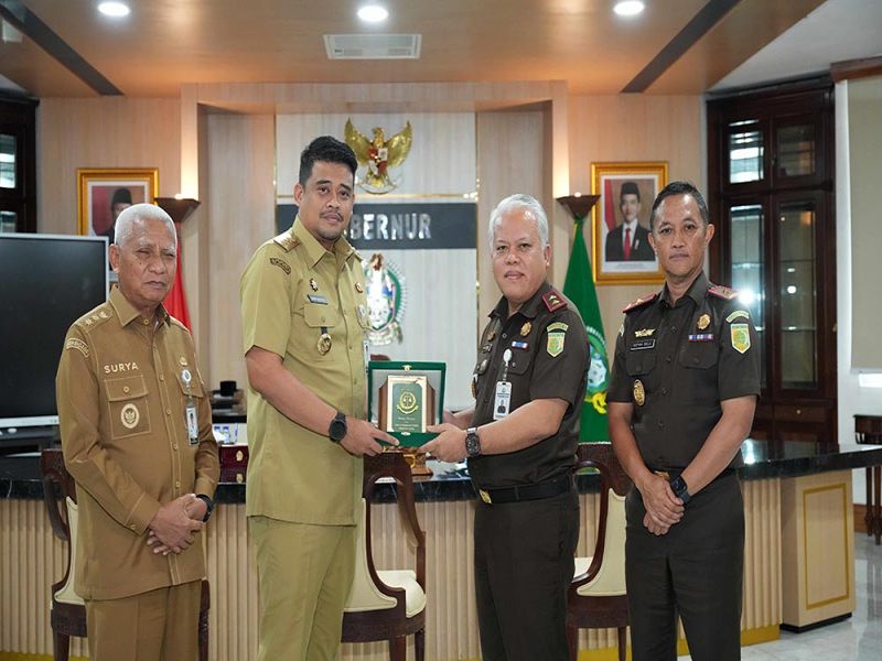 Gubernur Bobby Nasution dan Kajati Sumut Bahas Program Restorative Justice