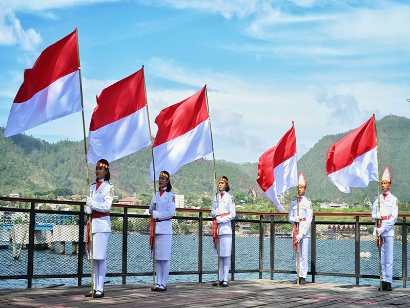 Kemeriahan Peringatan HUT RI Warnai Kejuaraan Dunia Aquabike *Orang Indonesia Pertama Juara Dunia Pimpin Parade Lap Merah Putih