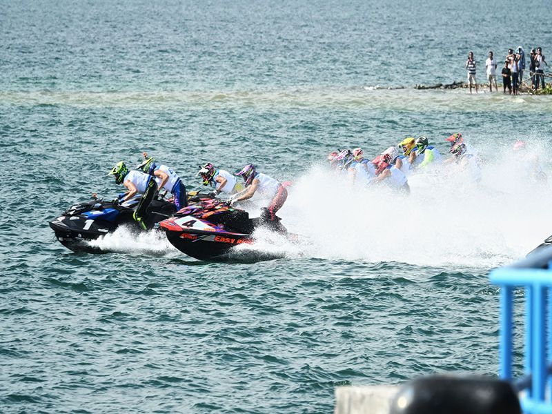 Rider Aquabike Sebut Danau Toba Menantang dan Indah