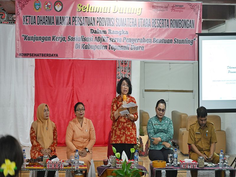 Kunker dan Serahkan Bantuan di Taput, Ketua DWP Sumut Tekankan Pentingnya Kolaborasi Maksimalkan Pencegahan Stunting