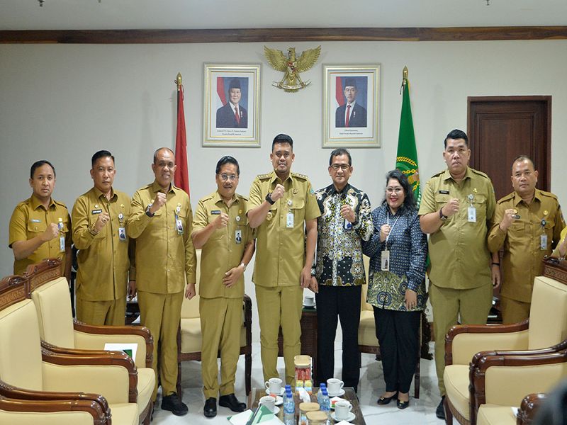 Sumut Raih Predikat UHC Prioritas, Lebih Cepat Dua Tahun Dari Target Bobby Nasution Minta Layanan UHC Optimal Diterima Masyarakat