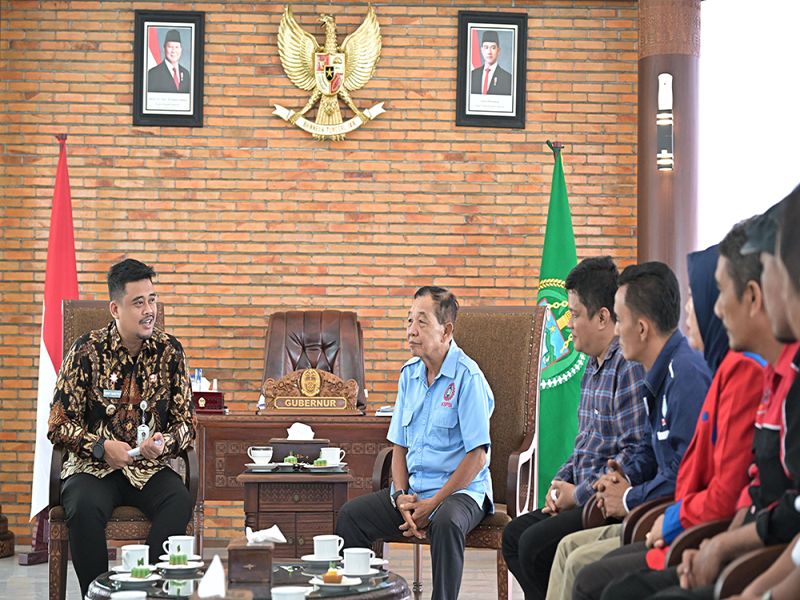 Gubernur Bobby Nasution Bertemu Serikat Buruh, Bahas Lanjutan Kenaikan Upah dan Rumah Subsidi