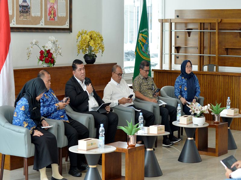 Gubernur Bobby Nasution Tekankan OPD di Jajarannya Rutin Sampaikan Program ke Publik