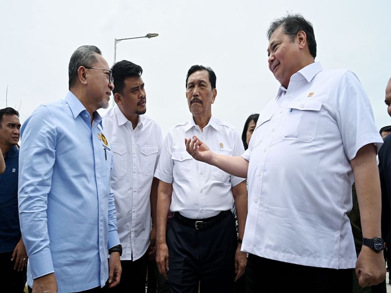 Bobby Nasution Dampingi Menko Perekonomian dan Menko Pangan Tinjau Taman Sains Teknologi Herbal dan Hortikultura di Humbahas