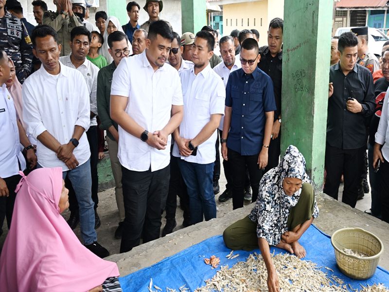 Gubernur Sumut Bobby Nasution Dengar Langsung Keluhan Warga Pesisir Labura dan Dukung UMKM
