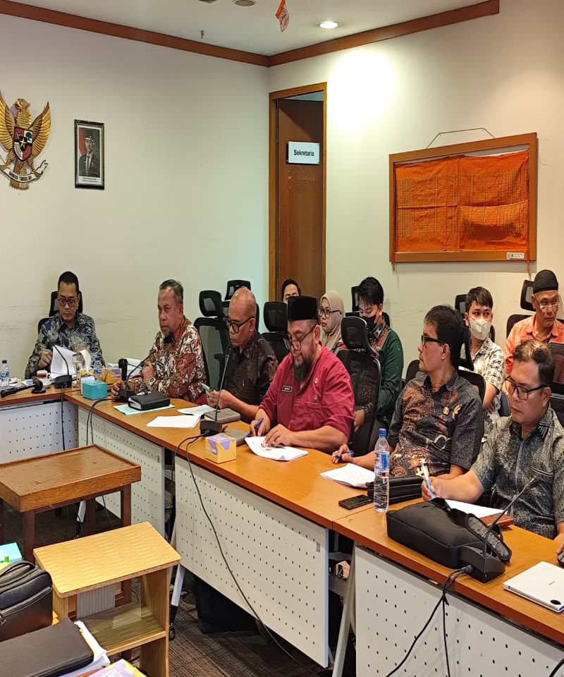 Plt. Kadis Perkim, Hadir dalam Rapat Komisi D DPRD Sumut